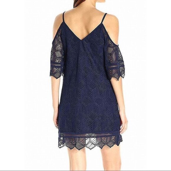 Laundry by Shelli Segal - Cold Shoulder Trapeze Venise Dress - Picture 7 of 10